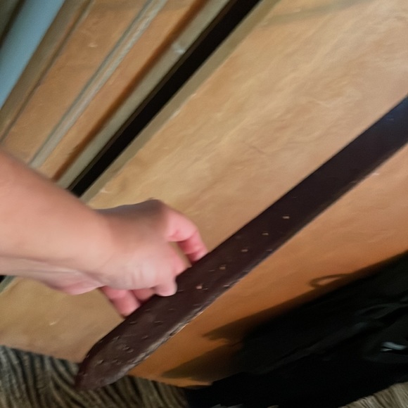 Brown leather belt - Picture 2 of 4